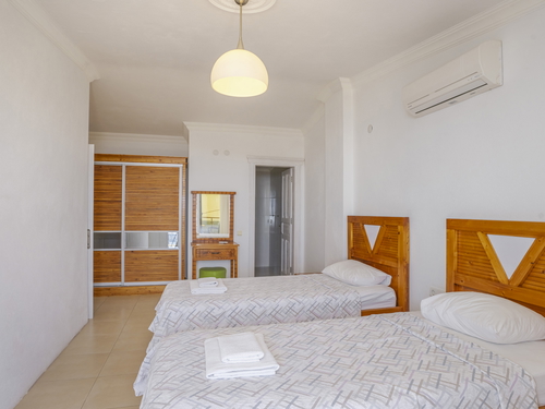  gece  -  Kasım
  | Kalkan Üzümlü'de Deniz Manzaralı 8 Kişilik Muhafazakar Villa